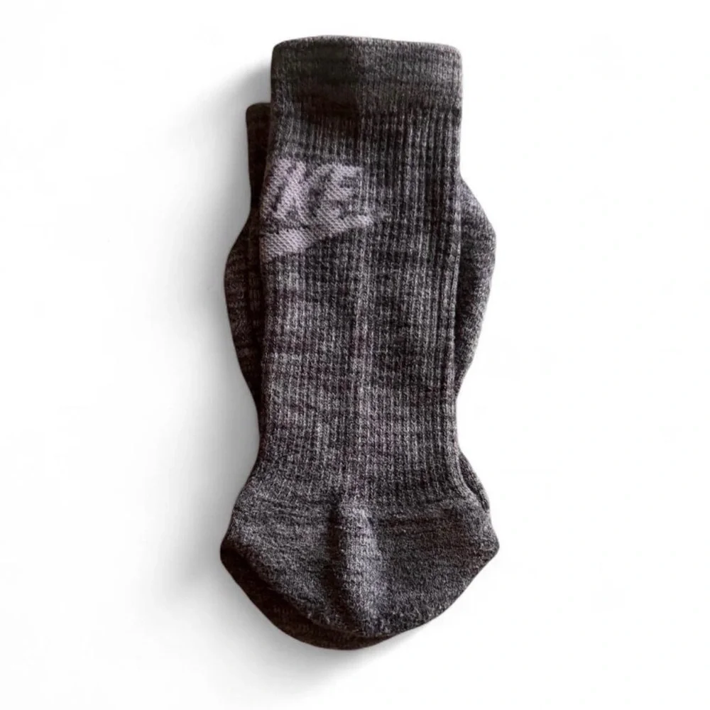 Nike Boys Performance Crew Sock - Grey Heather - Medium NWOT